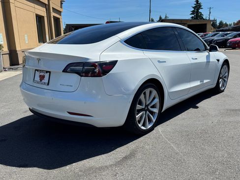 Used 2018 Tesla Model 3 Long Range AWD/4WD image 7
