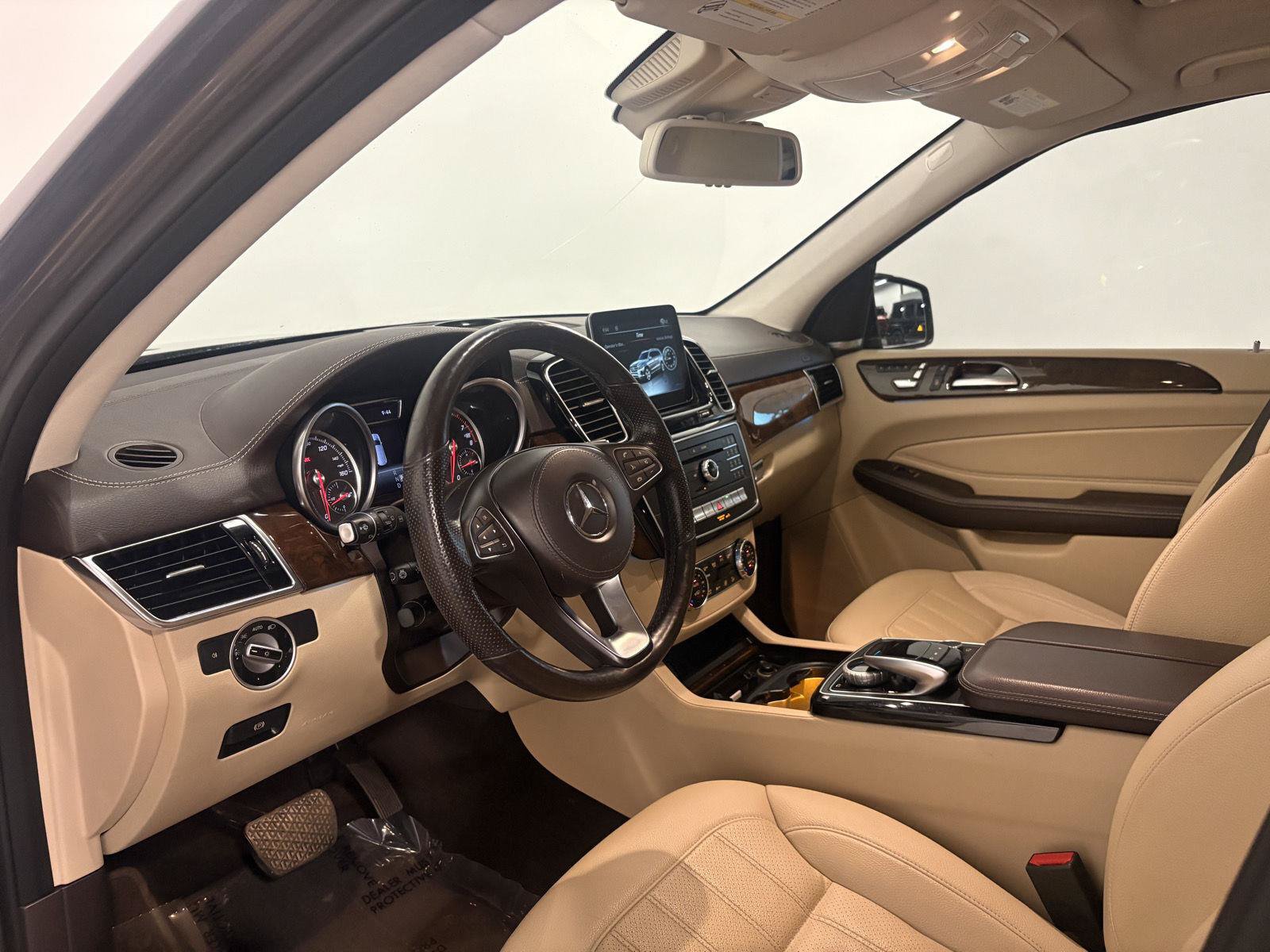 Used 2017 Mercedes-Benz GLS 450 4MATIC image 14