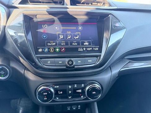 Used 2023 Chevrolet TrailBlazer LT w/ Convenience Package FWD image 14