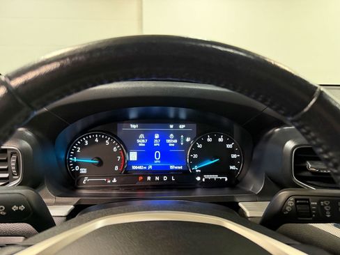Used 2021 Ford Explorer XLT w/ Equipment Group 202A AWD/4WD image 67