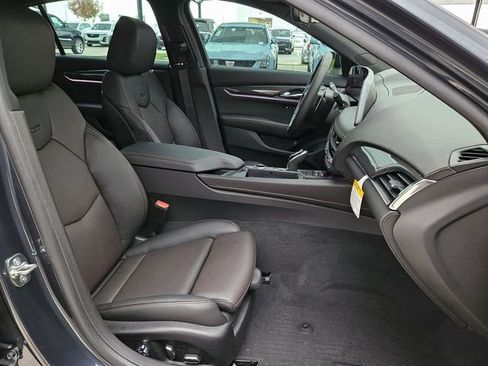 New 2026 Cadillac CT5 V image 29