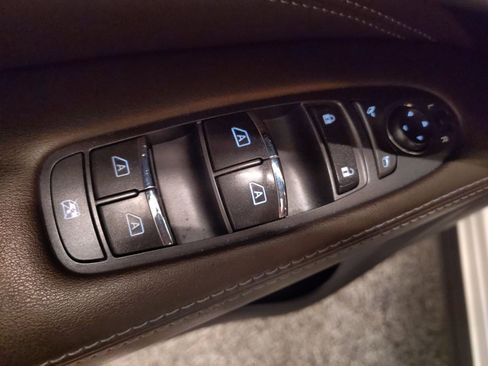 Used 2017 INFINITI QX60 Luxe w/ Premium Plus Package image 12