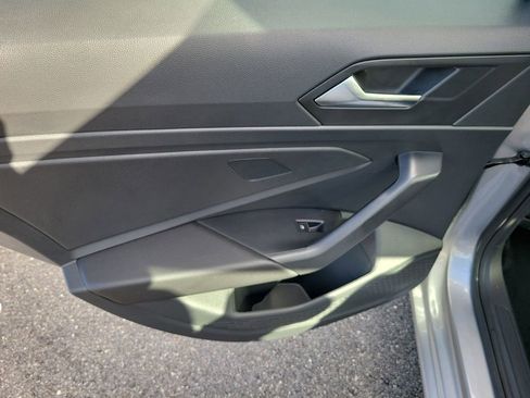 Used 2024 Volkswagen Jetta S image 11