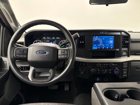 Used 2025 Ford F250 XLT w/ FX4 Off-Road Package AWD/4WD image 26