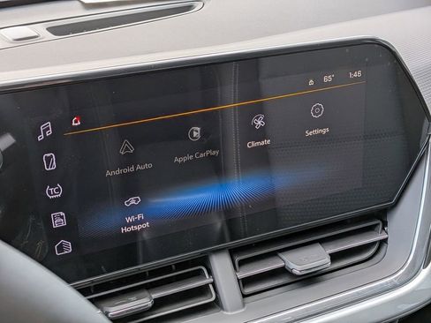 New 2026 Chevrolet Trax LT w/ Sunroof Package image 23