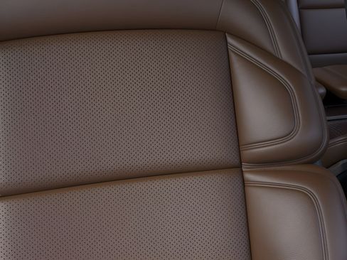 Used 2026 Lincoln Navigator L Reserve AWD/4WD image 17