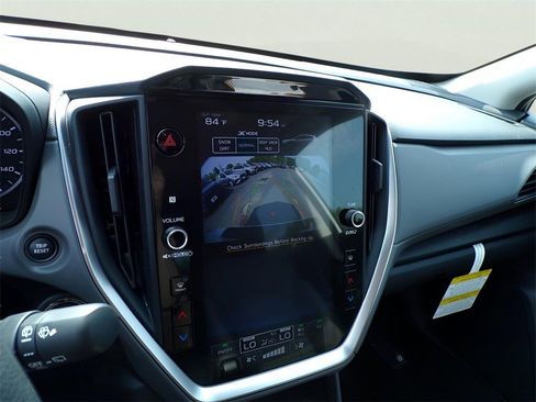 Used 2025 Subaru Crosstrek 2.0i Premium image 16