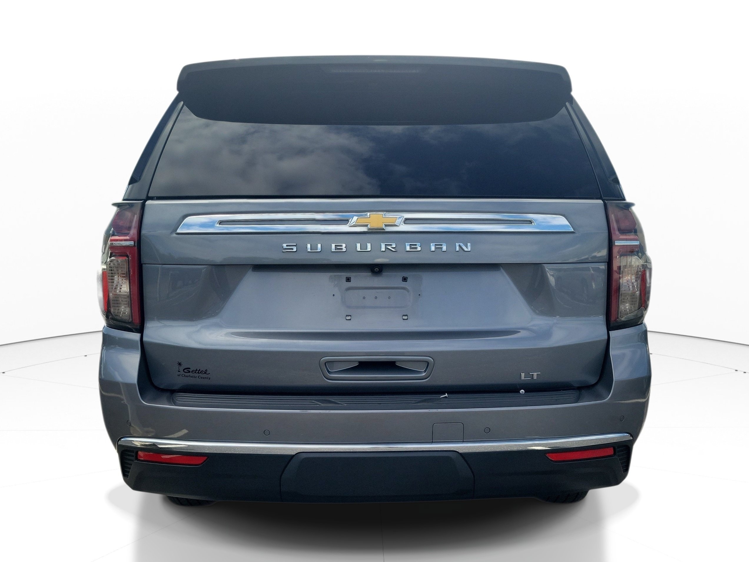 Used 2022 Chevrolet Suburban LT w/ Luxury Package AWD/4WD image 8