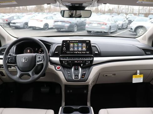 Used 2026 Honda Odyssey EX-L image 18