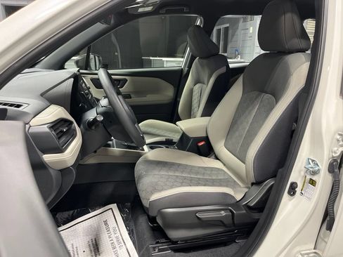 Certified 2025 Subaru Forester AWD/4WD image 15