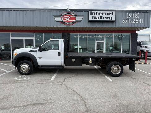 Used 2015 Ford F550 2WD Regular Cab Super Duty image 5