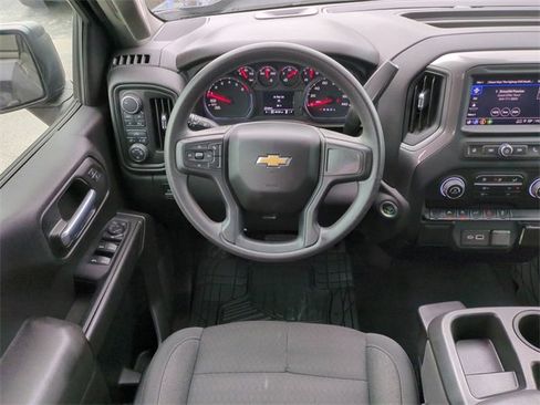 Used 2022 Chevrolet Silverado 1500 Custom image 17