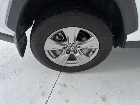 Used 2024 Toyota RAV4 XLE w/ Convenience Package AWD/4WD image 40