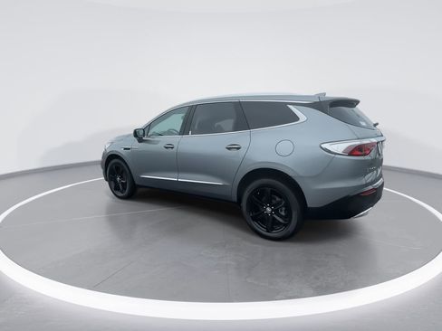 Used 2024 Buick Enclave Essence w/ Sport Touring Edition image 6