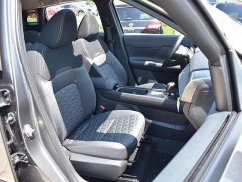 New 2025 Nissan Kicks SV w/ SV Premium Package image 35