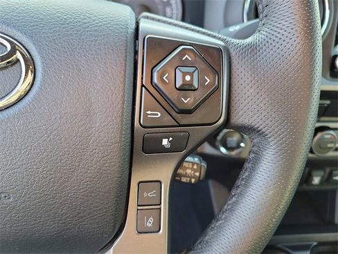 Used 2023 Toyota Tacoma TRD Sport image 6