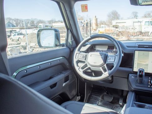 New 2026 Land Rover Defender 110 S AWD/4WD image 18