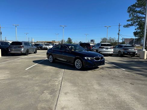 New 2026 BMW 330i Sedan w/ Convenience Package image 3