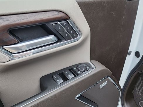 New 2026 GMC Sierra 1500 SLT w/ SLT Premium Plus Package AWD/4WD image 15