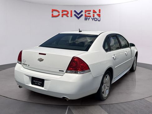 Used 2015 Chevrolet Impala LT w/ LT Sunroof Package FWD image 5