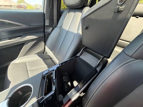 Used 2024 Cadillac Lyriq Luxury RWD image 25