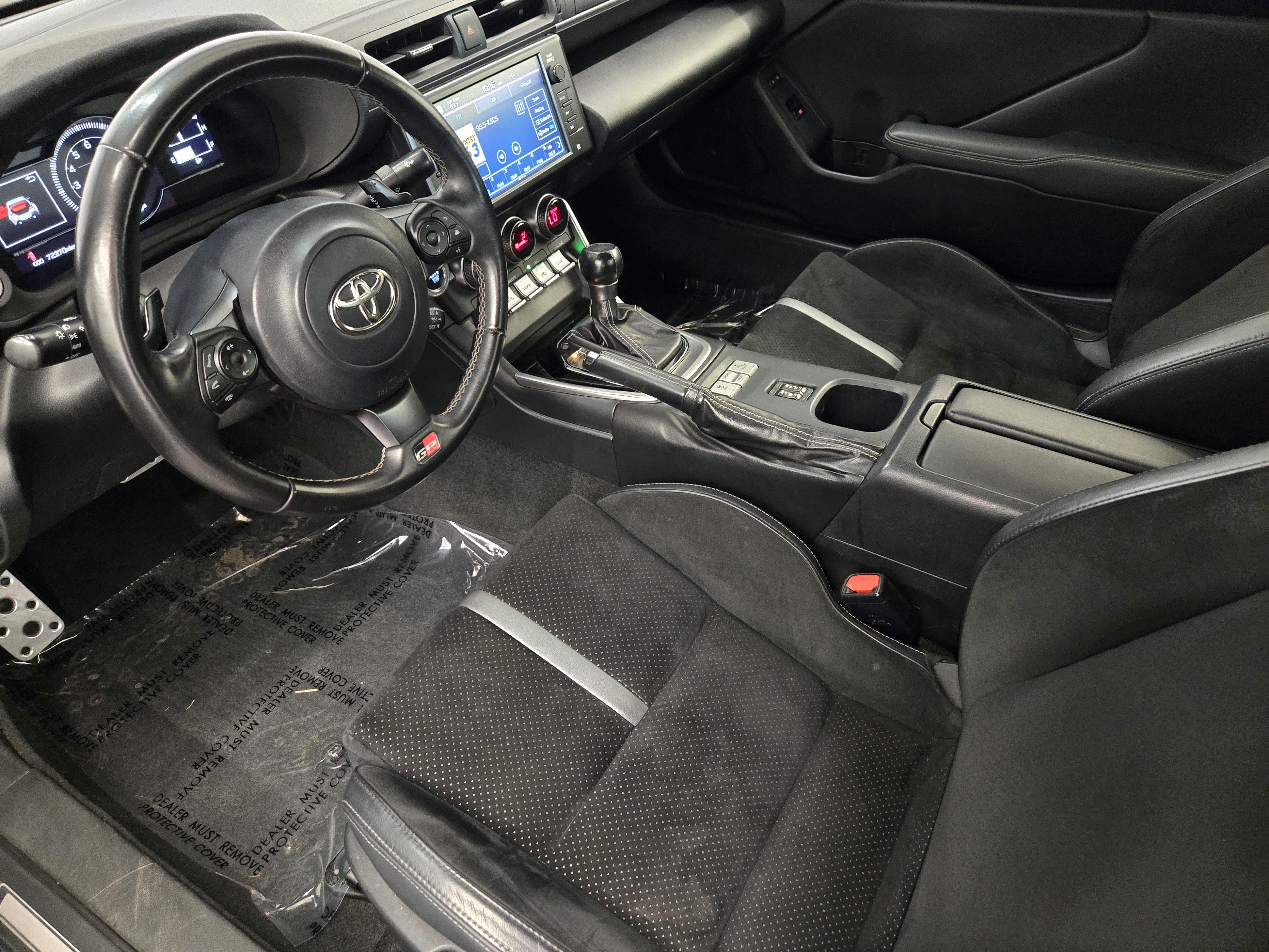 Used 2023 Toyota GR86 Premium RWD image 25