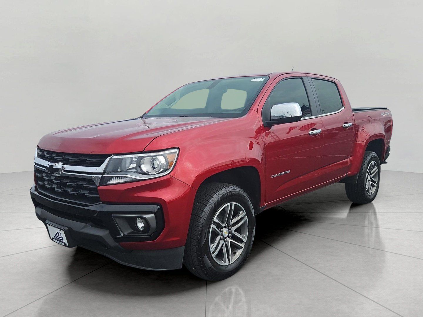 Used 2021 Chevrolet Colorado LT w/ LT Convenience Package AWD/4WD image 4