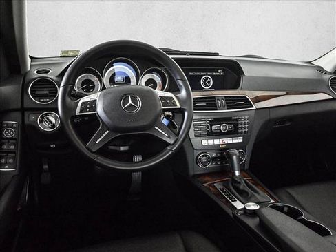 Used 2012 Mercedes-Benz C 300 4MATIC Sedan image 19