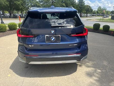 Certified 2025 BMW X1 xDrive28i AWD/4WD image 4