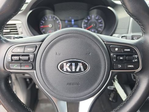 Used 2018 Kia Optima S FWD image 38