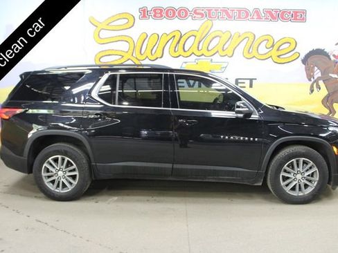 Used 2022 Chevrolet Traverse LT AWD/4WD image 1
