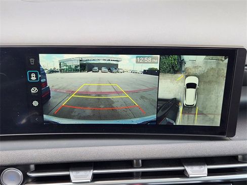 Certified 2025 Hyundai Tucson Limited image 14