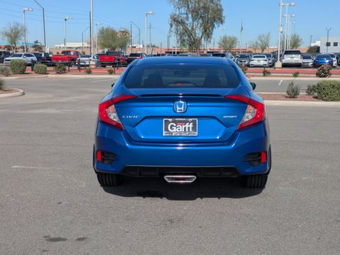 Used 2019 Honda Civic Sport image 4