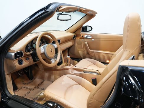 Used 2006 Porsche 911 Carrera 4S image 28