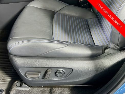 Used 2022 Toyota RAV4 XSE AWD/4WD image 18
