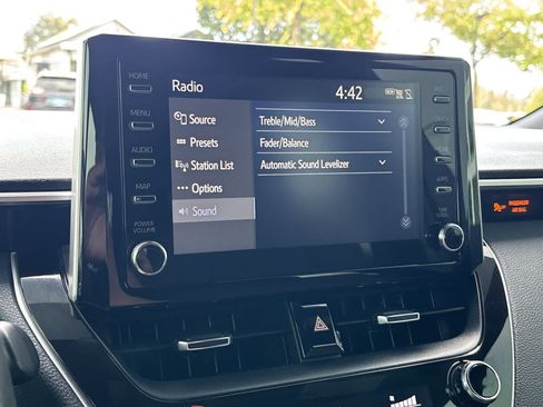 Used 2019 Toyota Corolla SE FWD image 18