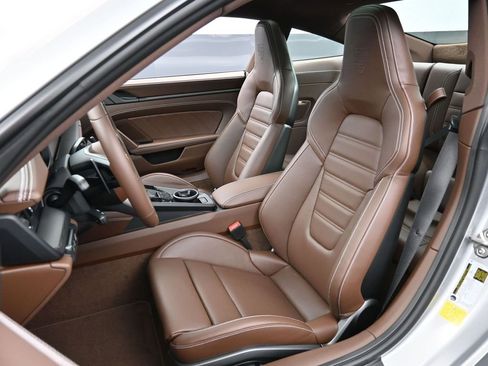New 2026 Porsche 911 Carrera 4S AWD/4WD image 5