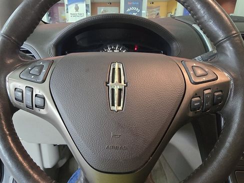 Used 2014 Lincoln MKX AWD w/ Equipment Group 102A image 27