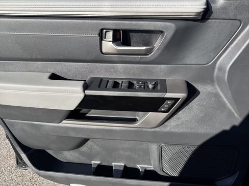 Used 2024 Toyota Tundra Limited image 15