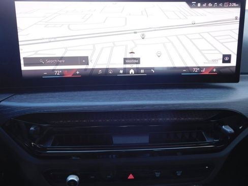 New 2025 BMW 330i xDrive Sedan w/ M Sport Package image 8