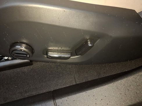 New 2026 Volvo XC60 B5 Plus w/ Protection Package Premier image 16