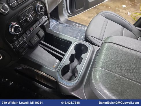 Used 2023 GMC Sierra 2500 Denali w/ Denali Ultimate Package image 23
