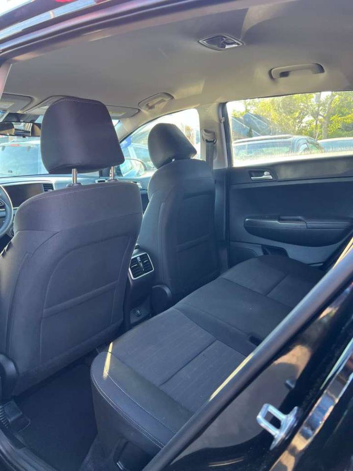 Used 2021 Kia Sportage LX w/ LX AWD Popular Package image 18
