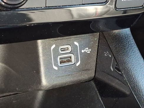 Used 2025 Jeep Compass Trailhawk AWD/4WD image 24