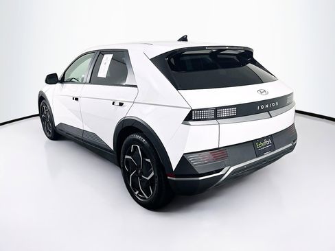 Used 2024 Hyundai Ioniq 5 SEL image 5