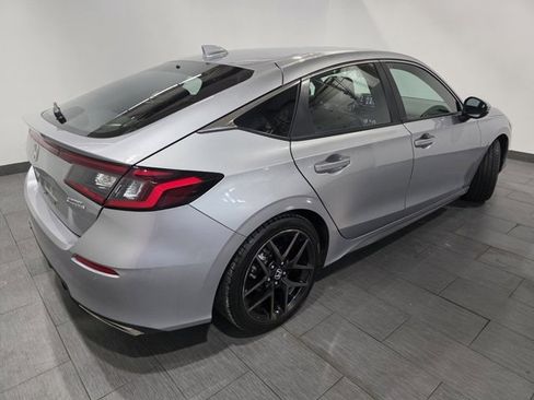 Used 2023 Honda Civic Sport Touring image 5