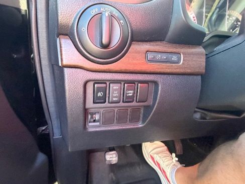 Used 2017 Nissan Titan Platinum Reserve image 7