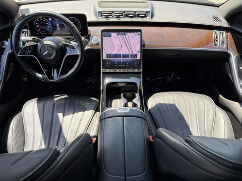 Used 2023 Mercedes-Benz S 500 4MATIC image 11