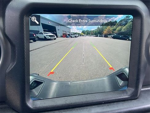 Used 2021 Jeep Gladiator Willys image 27