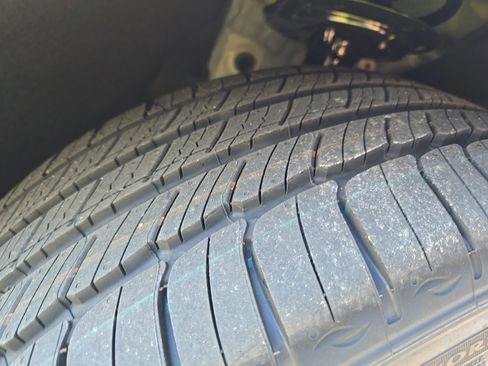 Used 2025 Honda Accord Touring image 12